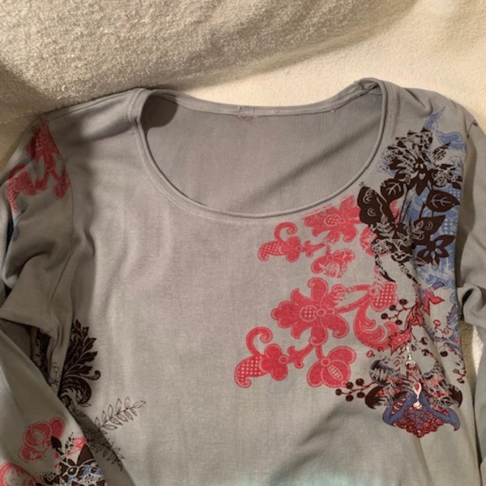 *HP* Cotton three quarter sleeve scoop neck shirt